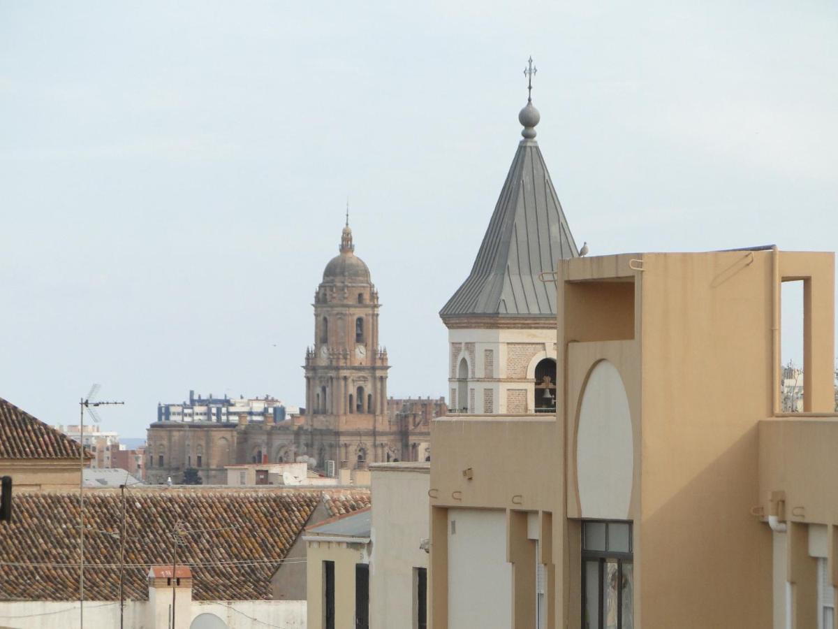Apartamento Con Vistas A La Catedral A 15 Minutos Del Centro Малага Экстерьер фото